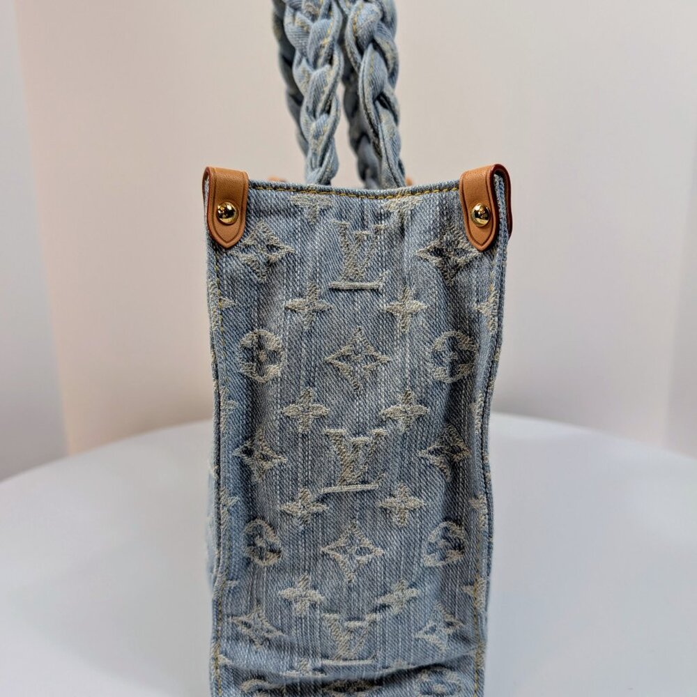 Louis Vuitton "Sky Denim" Braided Denim OnTheGo PM Tote Bag - Picture 5 of 15